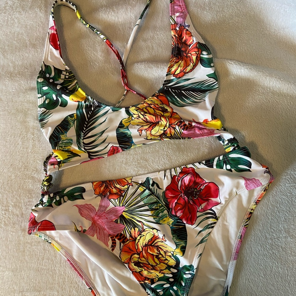 Missguided Floral Monokini